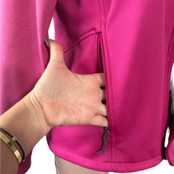 The North Face pink Windwall zip up jacket in Medium. Pockets. - Picture 12 of 15